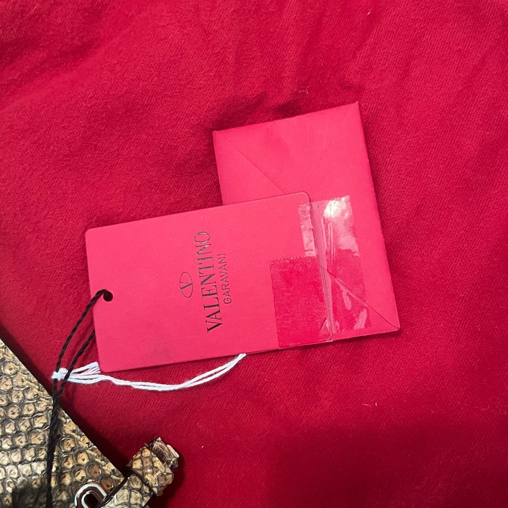 Valentino Garavani Rockstud Reptile Bag – New with Tags - Picture 14 of 17